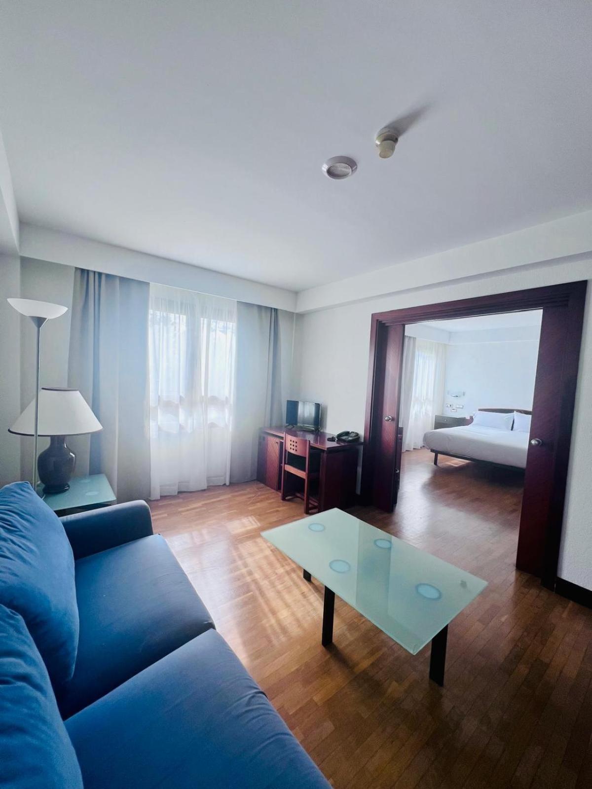Hotel Itc Ciudad De Haro Extérieur photo