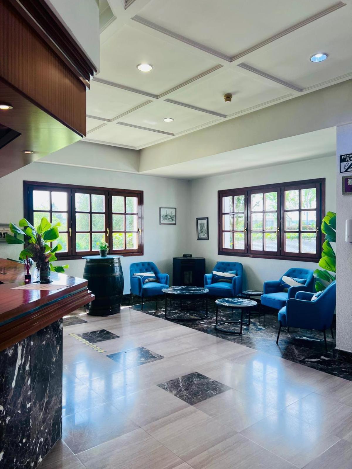 Hotel Itc Ciudad De Haro Extérieur photo