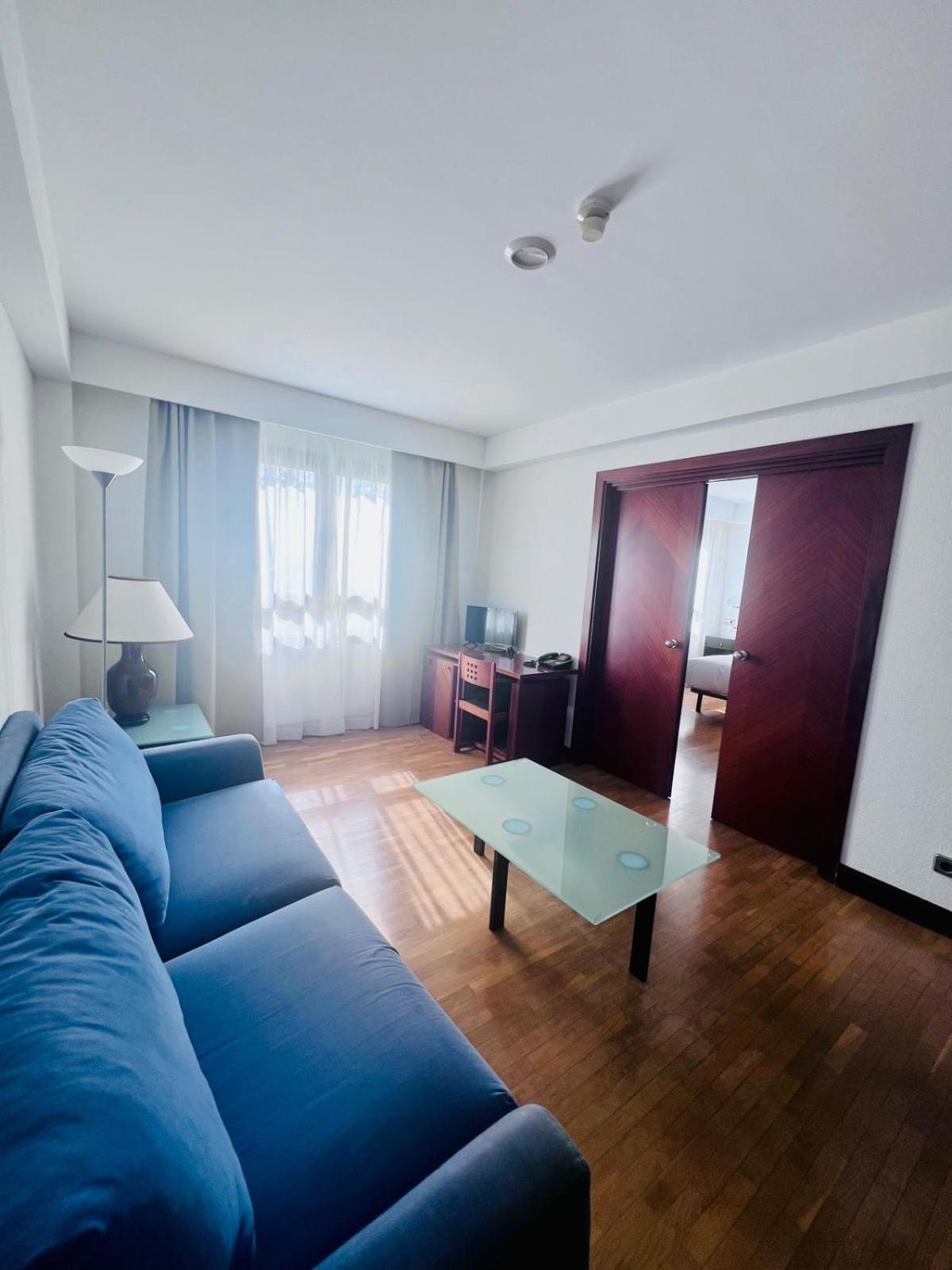 Hotel Itc Ciudad De Haro Extérieur photo