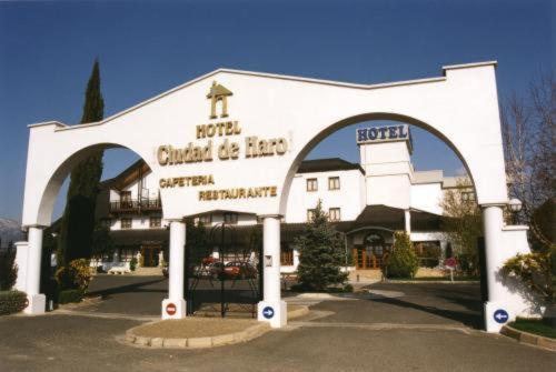 Hotel Itc Ciudad De Haro Extérieur photo